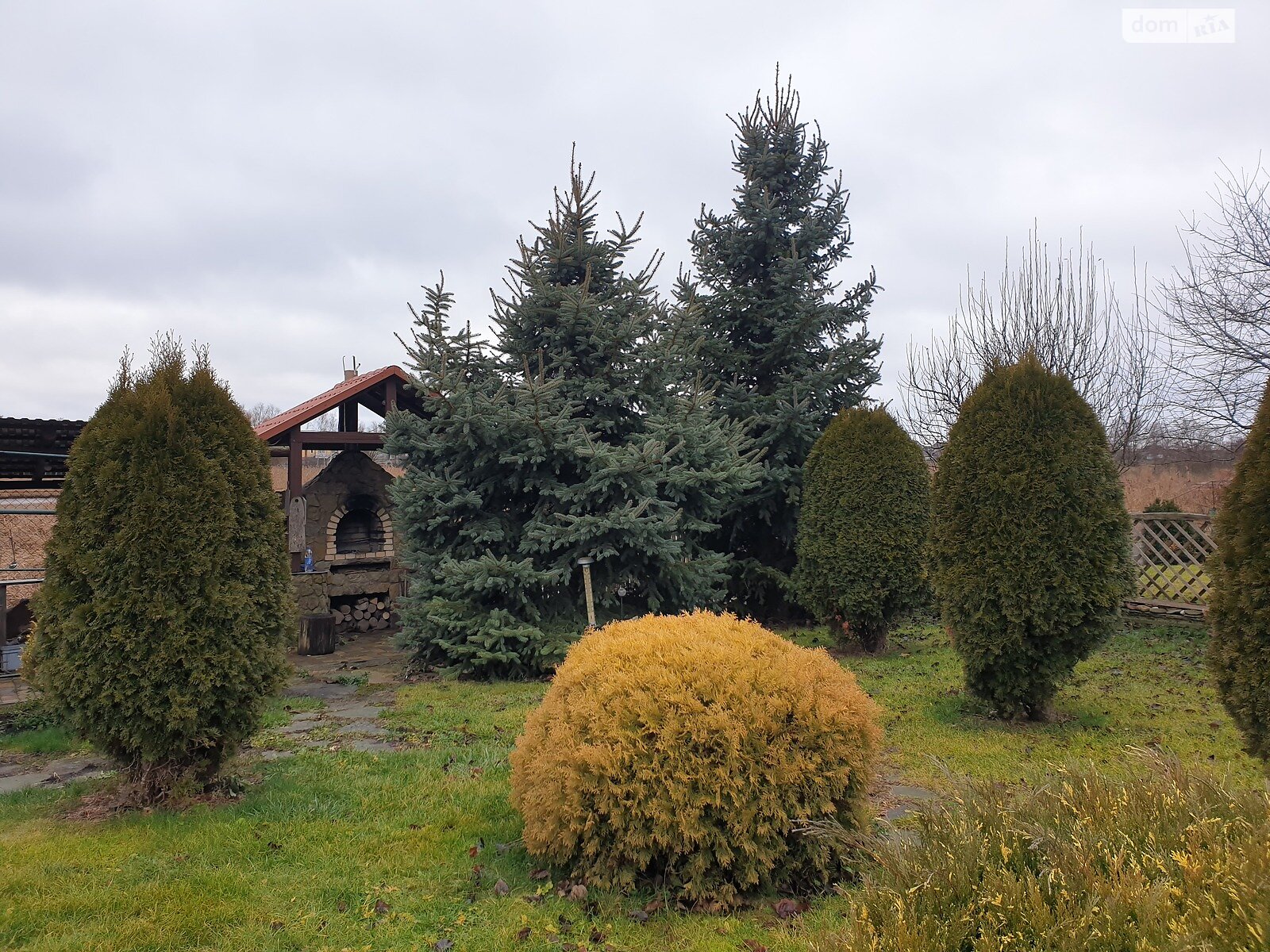 двопроверховий будинок бесідка, 300 кв. м, цегла. Здається помісячно в Старокостянтинові, в районі Старокостянтинів фото 1