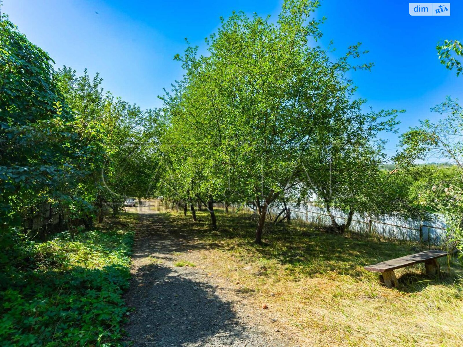 триповерховий будинок з верандою, 399.3 кв. м, цегла. Здається помісячно в Старих Безрадичах фото 1 триповерховий будинок з верандою, 399.3 кв. м, цегла. Здається помісячно в Старих Безрадичах фото 1
