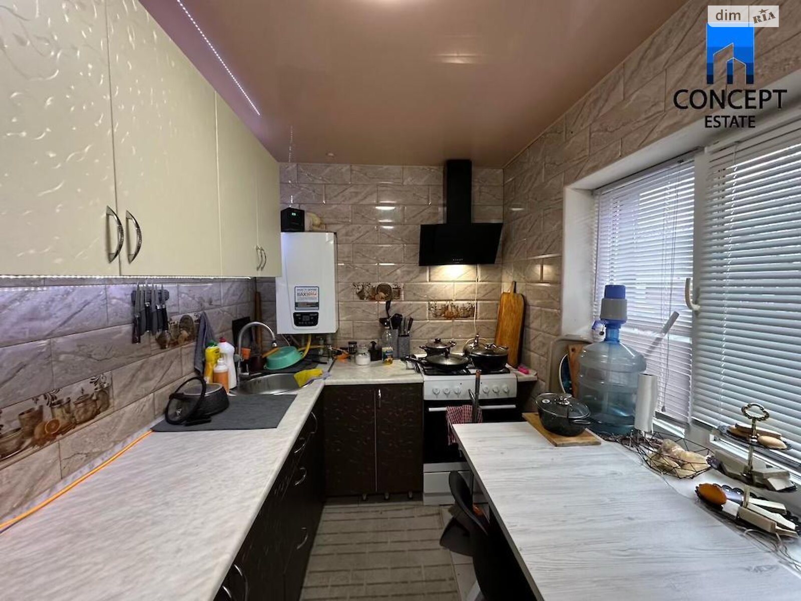 одноэтажный дом с верандой, 50 кв. м, кирпич. Сдается помесячно в Старых Кодаках фото 1