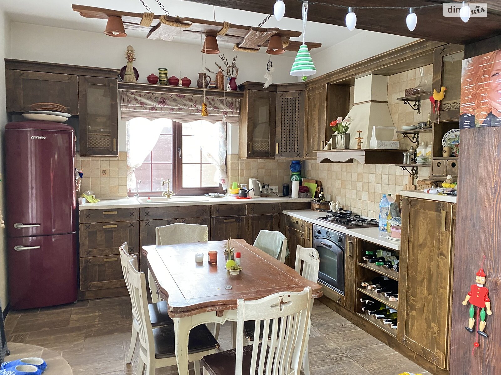 двоповерховий будинок з ремонтом, 170 кв. м, кирпич. Здається помісячно в Старих Петрівцях фото 1 двоповерховий будинок з ремонтом, 170 кв. м, кирпич. Здається помісячно в Старих Петрівцях фото 1