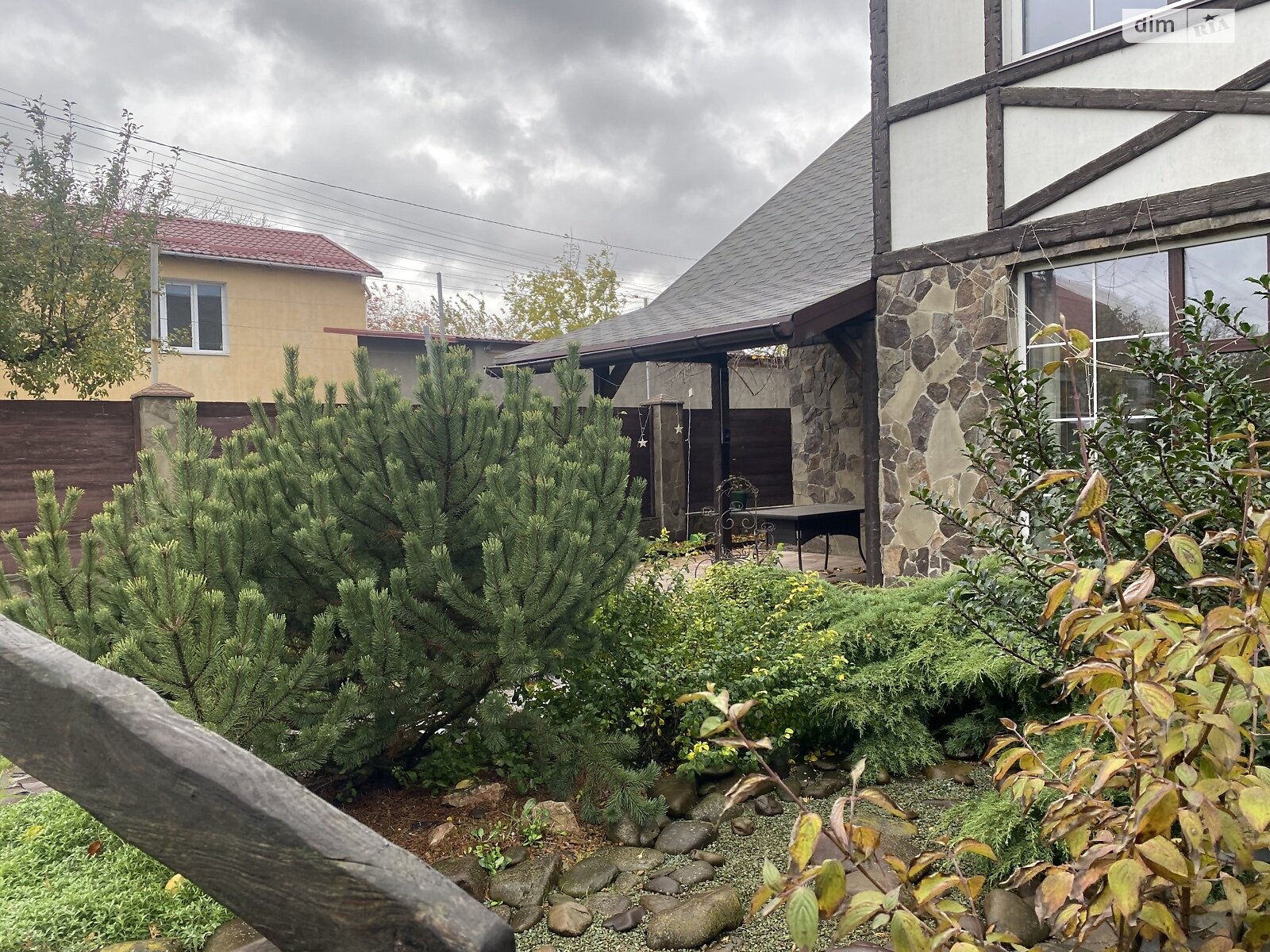 двоповерховий будинок з ремонтом, 170 кв. м, кирпич. Здається помісячно в Старих Петрівцях фото 1 двоповерховий будинок з ремонтом, 170 кв. м, кирпич. Здається помісячно в Старих Петрівцях фото 1