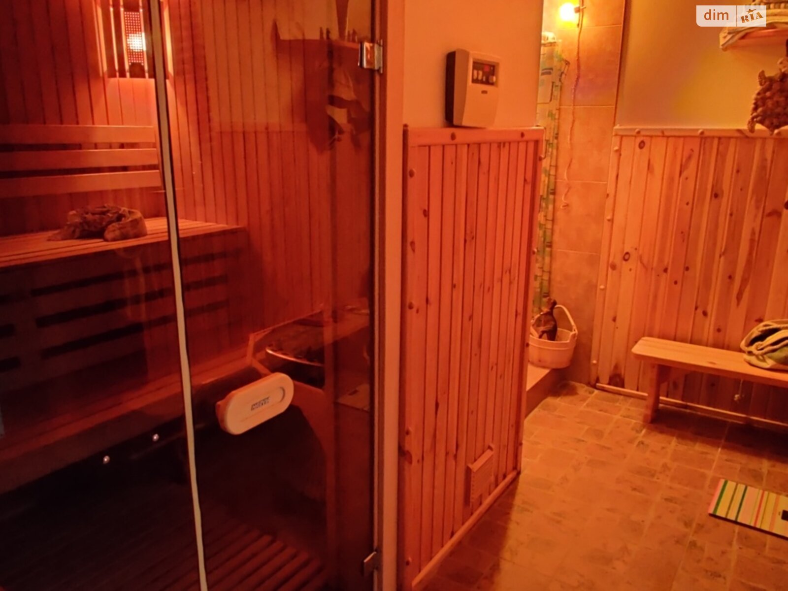 двоповерховий будинок з ремонтом, 170 кв. м, кирпич. Здається помісячно в Старих Петрівцях фото 1 двоповерховий будинок з ремонтом, 170 кв. м, кирпич. Здається помісячно в Старих Петрівцях фото 1