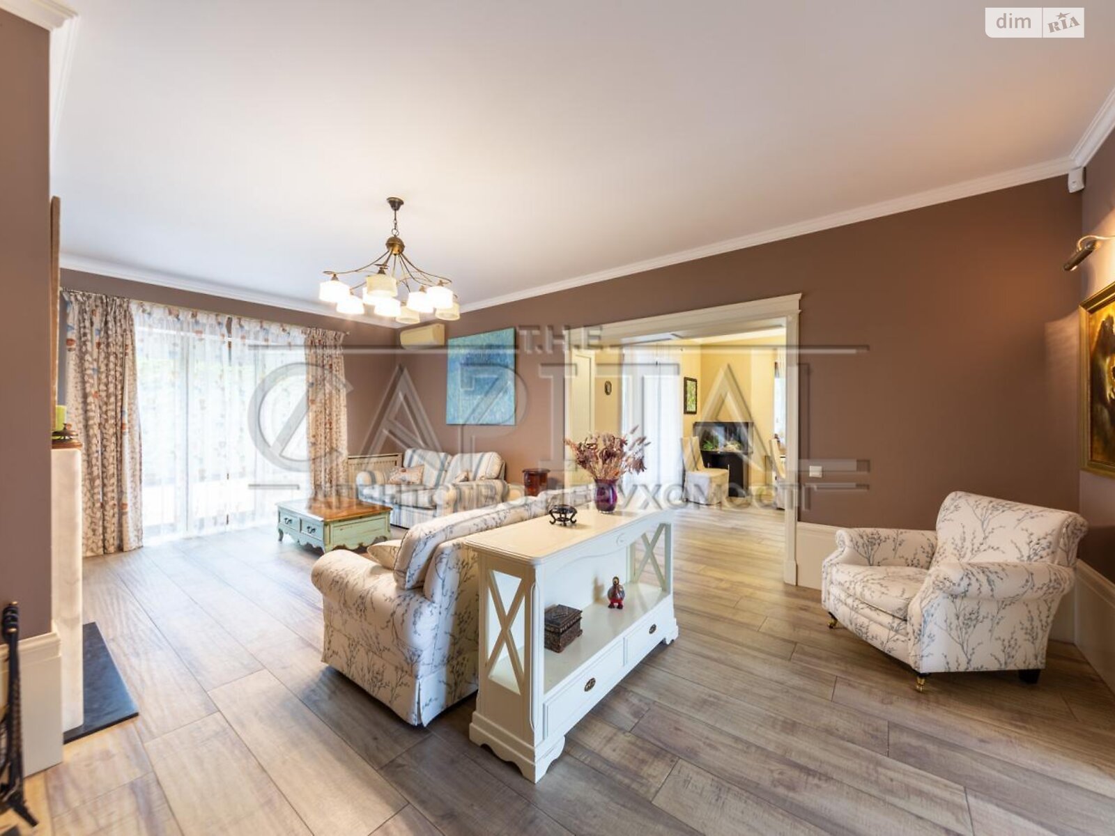 двухэтажный дом, 450 кв. м, кирпич. Сдается помесячно в Старых Петровцах фото 1