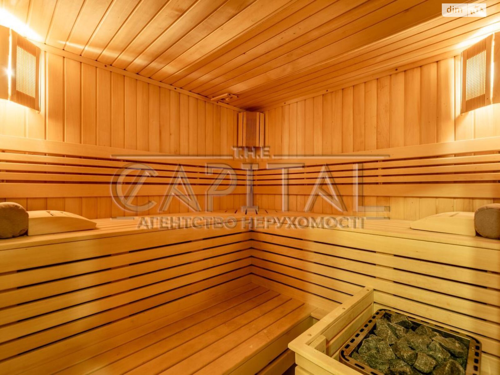 двухэтажный дом, 450 кв. м, кирпич. Сдается помесячно в Старых Петровцах фото 1