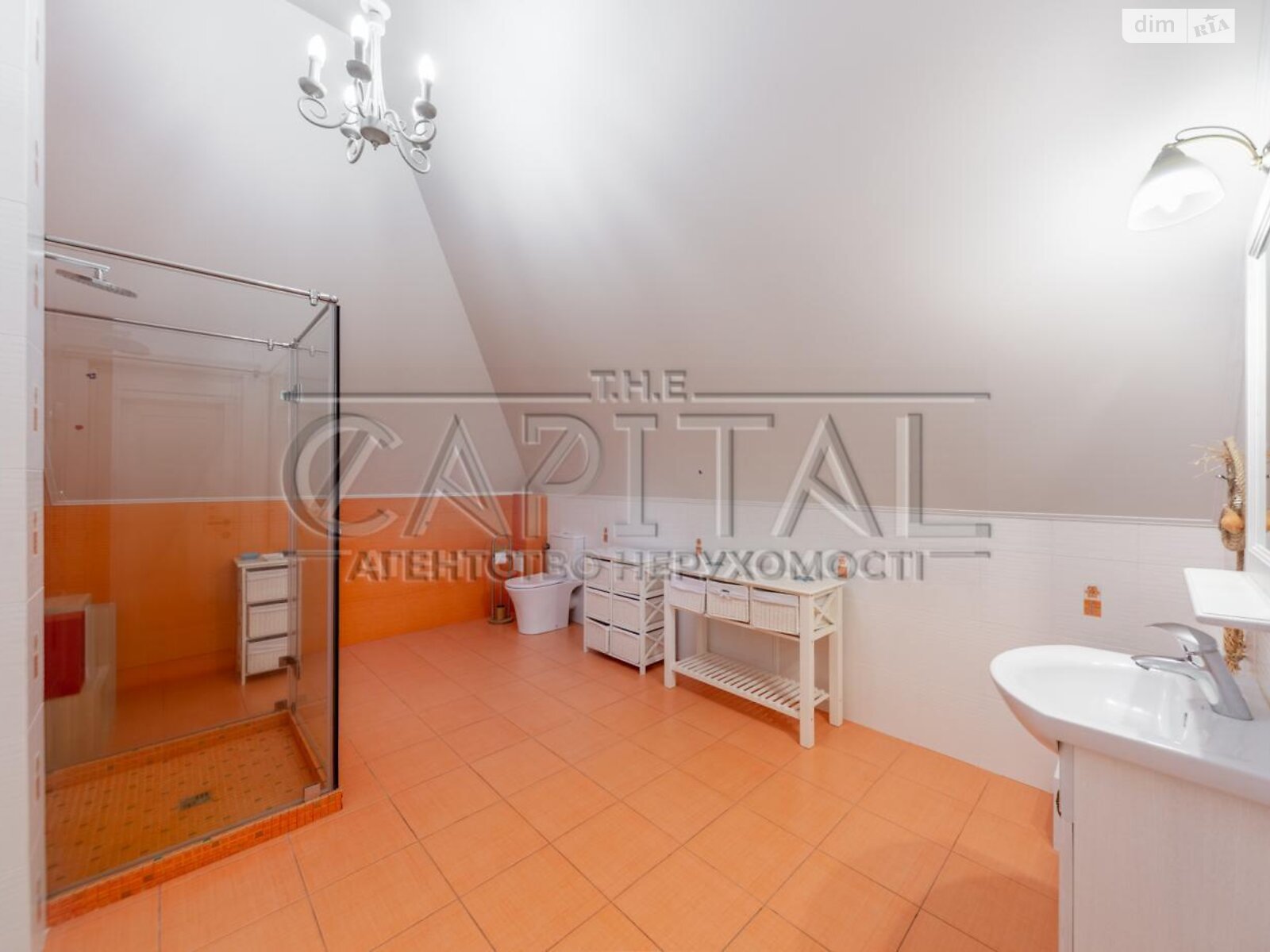 двухэтажный дом, 450 кв. м, кирпич. Сдается помесячно в Старых Петровцах фото 1