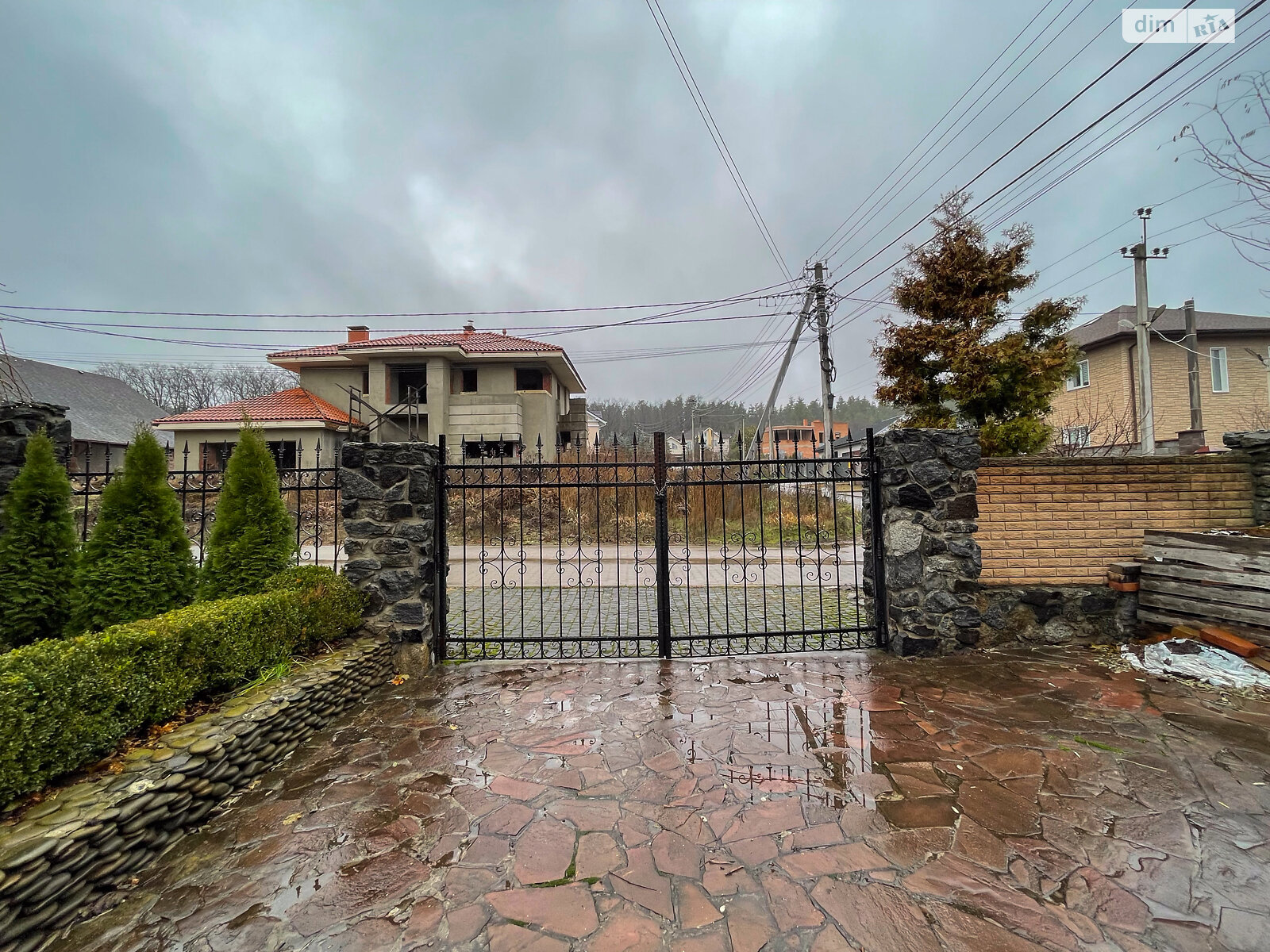 одноповерховий будинок з верандою, 226.1 кв. м, цегла. Здається помісячно в Ірпені фото 1 одноповерховий будинок з верандою, 226.1 кв. м, цегла. Здається помісячно в Ірпені фото 1