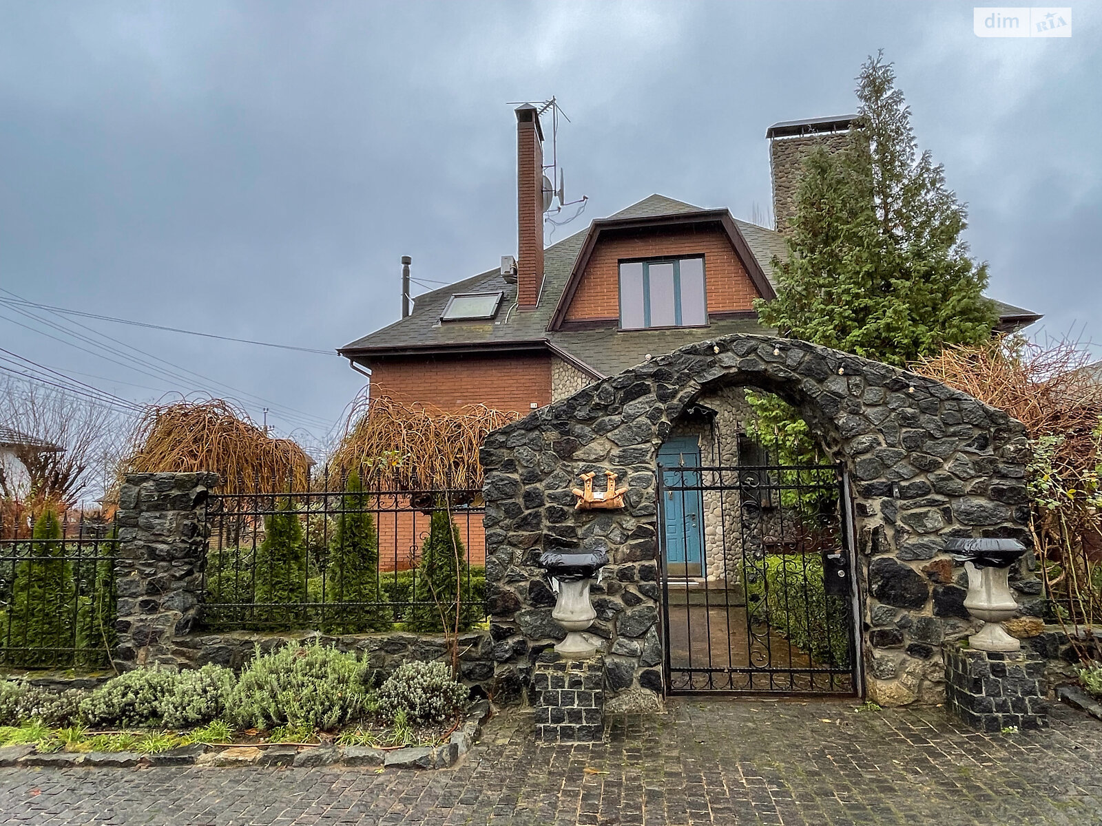 одноповерховий будинок з верандою, 226.1 кв. м, цегла. Здається помісячно в Ірпені фото 1 одноповерховий будинок з верандою, 226.1 кв. м, цегла. Здається помісячно в Ірпені фото 1