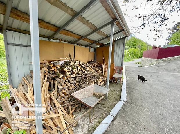 триповерховий будинок з балконом, 200 кв. м, цегла. Здається помісячно в Стрижавці фото 1 триповерховий будинок з балконом, 200 кв. м, цегла. Здається помісячно в Стрижавці фото 1