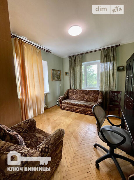 триповерховий будинок з балконом, 200 кв. м, цегла. Здається помісячно в Стрижавці фото 1 триповерховий будинок з балконом, 200 кв. м, цегла. Здається помісячно в Стрижавці фото 1