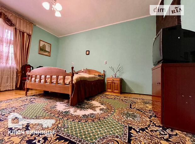 триповерховий будинок з балконом, 200 кв. м, цегла. Здається помісячно в Стрижавці фото 1 триповерховий будинок з балконом, 200 кв. м, цегла. Здається помісячно в Стрижавці фото 1