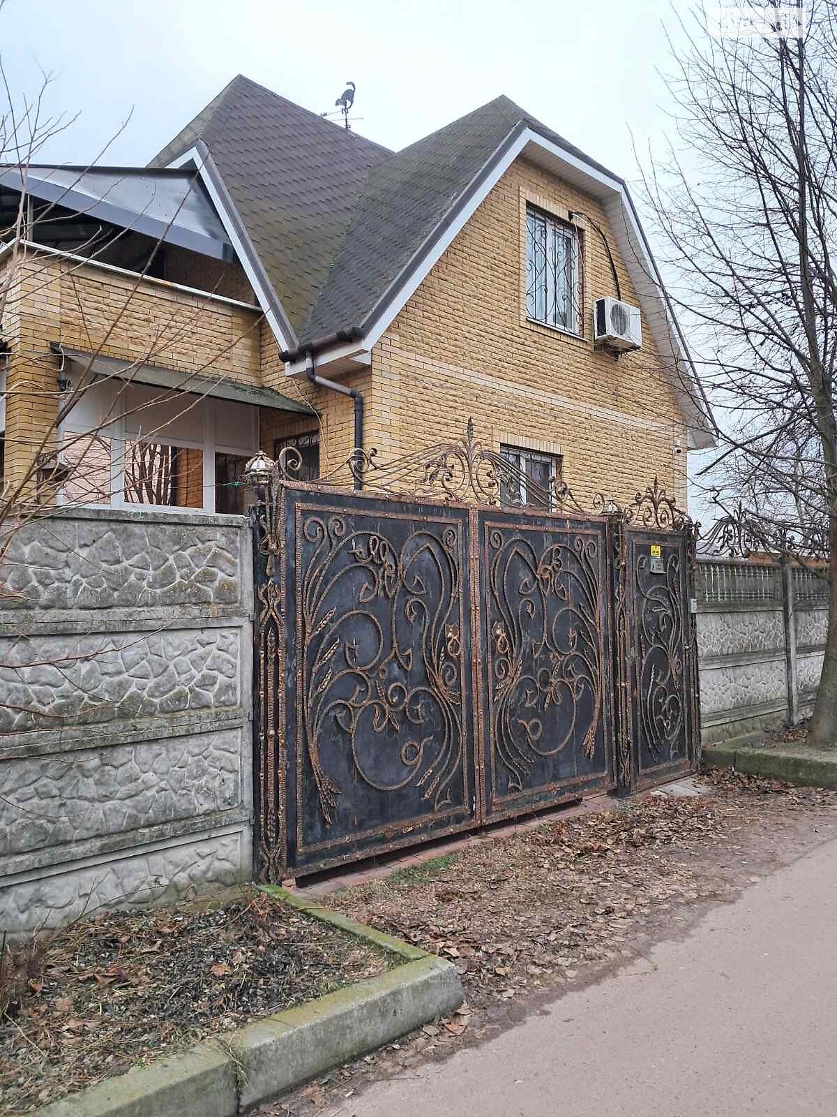 двоповерховий будинок з верандою, 120 кв. м, цегла. Здається помісячно в Сумах, в районі Баси фото 1 двопроверховий будинок з верандою, 120 кв. м, цегла. Здається помісячно в Сумах, в районі Баси фото 1