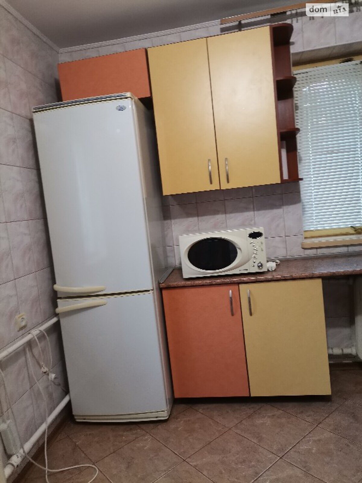 двухэтажный дом, 60 кв. м, кирпич. Сдается помесячно в Сумах фото 1 двухэтажный дом, 60 кв. м, кирпич. Сдается помесячно в Сумах фото 1