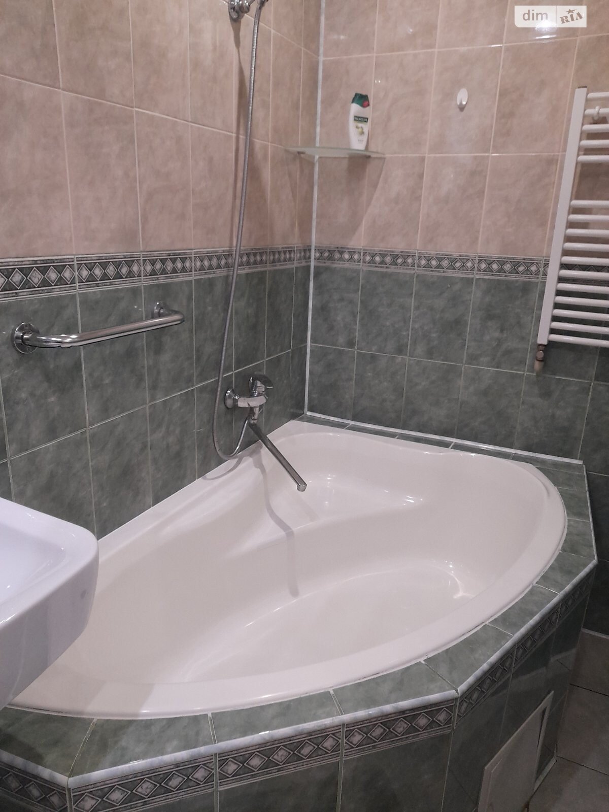 одноповерховий будинок, 100 кв. м, цегла. Здається помісячно в Сваляві фото 1 одноповерховий будинок, 100 кв. м, цегла. Здається помісячно в Сваляві фото 1