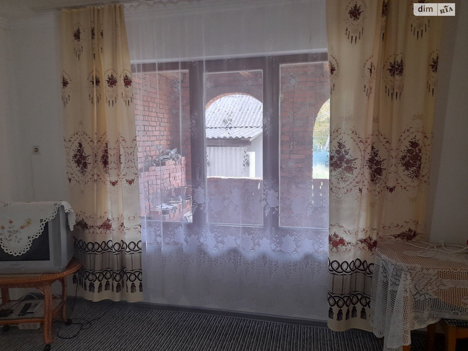 одноповерховий будинок, 100 кв. м, цегла. Здається помісячно в Сваляві фото 1 одноповерховий будинок, 100 кв. м, цегла. Здається помісячно в Сваляві фото 1