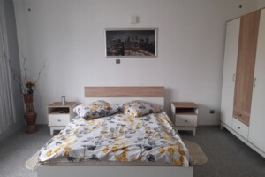 одноповерховий будинок, 100 кв. м, цегла. Здається помісячно в Сваляві фото 2 одноповерховий будинок, 100 кв. м, цегла. Здається помісячно в Сваляві фото 2