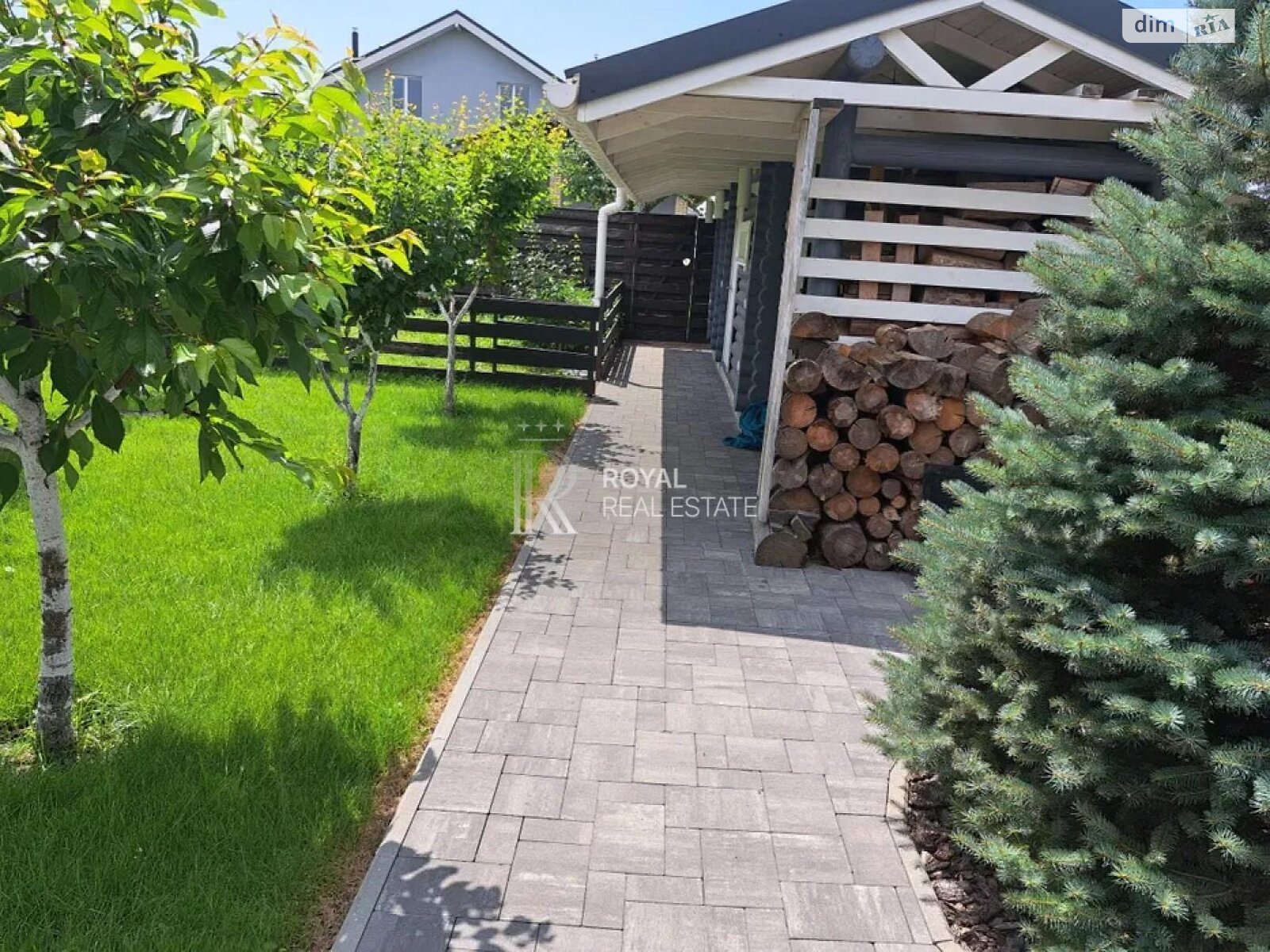 двухэтажный дом с гаражом, 160.5 кв. м, кирпич. Сдается помесячно в Тарасовке фото 1