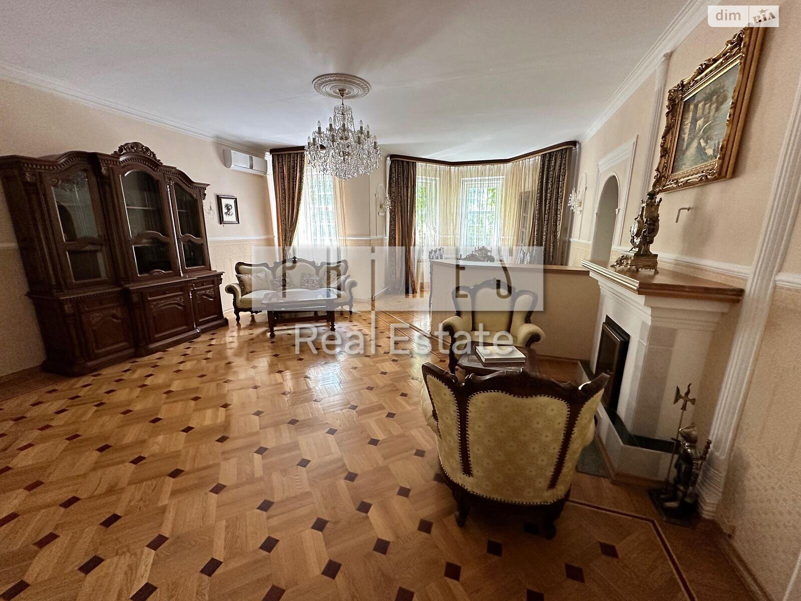 триповерховий будинок з гаражем, 360 кв. м, цегла. Здається помісячно в Тарасівці фото 1 триповерховий будинок з гаражем, 360 кв. м, цегла. Здається помісячно в Тарасівці фото 1