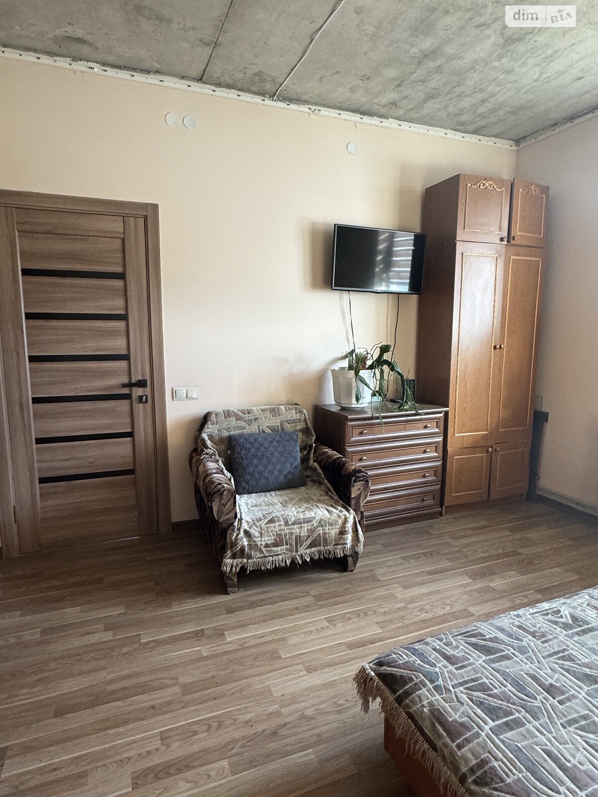 двухэтажный дом, 90 кв. м, кирпич. Сдается помесячно в Тернополе, в районе Аляска фото 1 двухэтажный дом, 90 кв. м, кирпич. Сдается помесячно в Тернополе, в районе Аляска фото 1