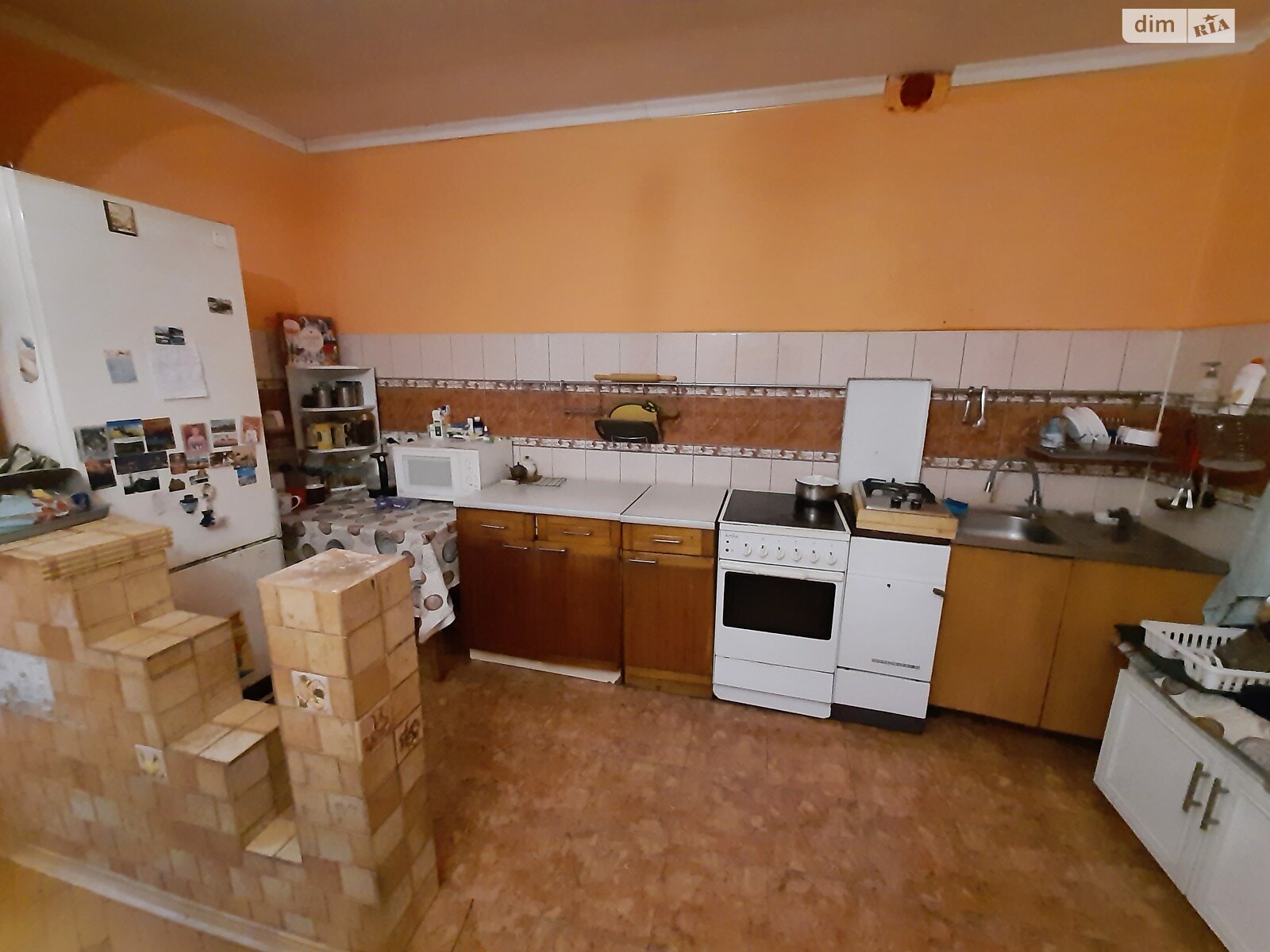 двухэтажный дом, 250 кв. м, кирпич. Сдается помесячно в Тернополе, в районе Аляска фото 1 двухэтажный дом, 250 кв. м, кирпич. Сдается помесячно в Тернополе, в районе Аляска фото 1