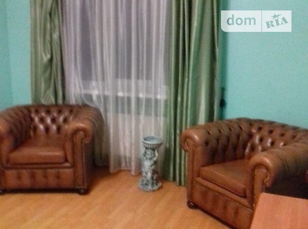 двухэтажный дом с балконом, 160 кв. м, кирпич. Сдается помесячно в село Березовица, Тернопольская обл. фото 1 двухэтажный дом с балконом, 160 кв. м, кирпич. Сдается помесячно в село Березовица, Тернопольская обл. фото 1