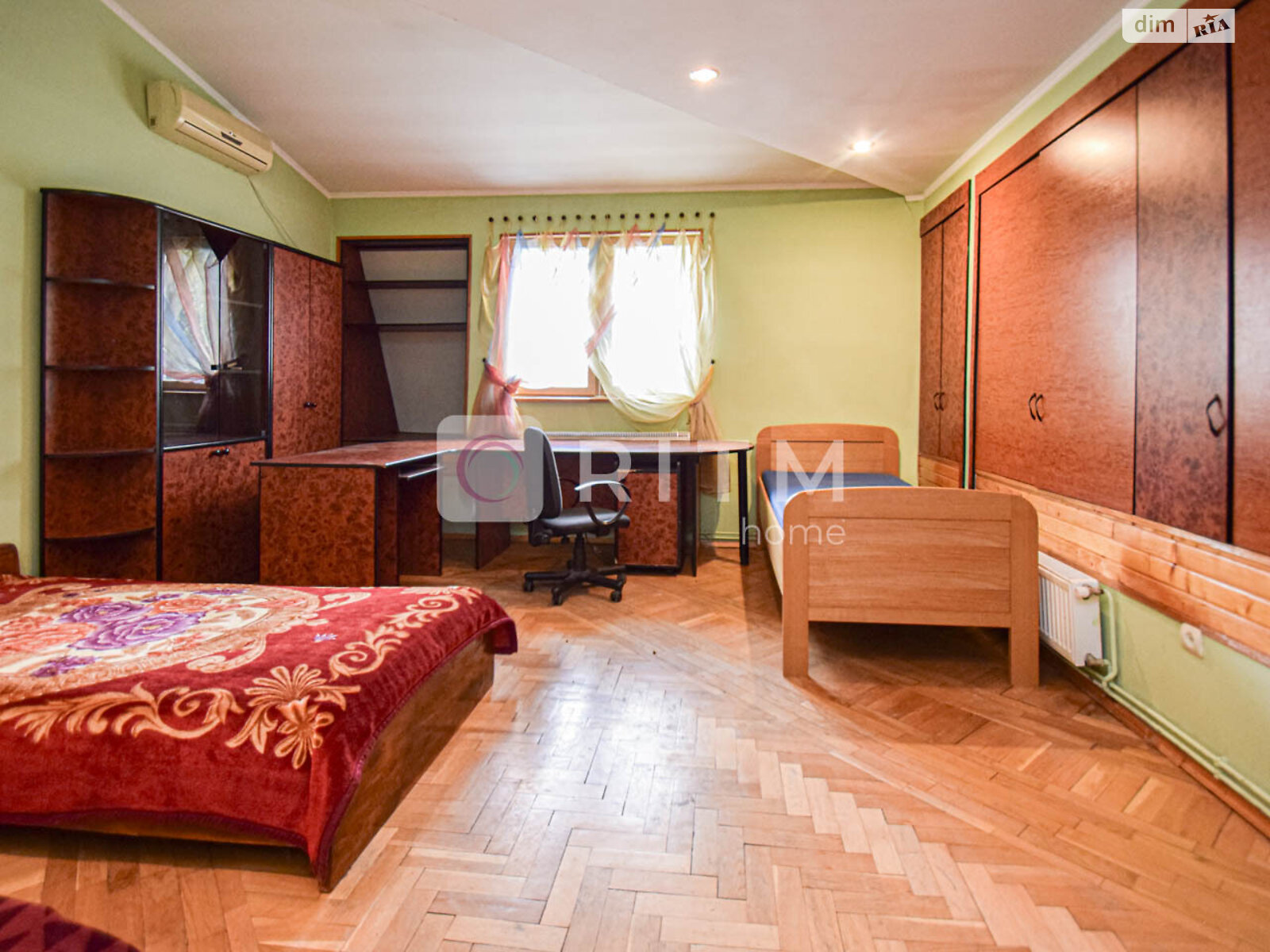 двухэтажный дом, 127 кв. м, кирпич. Сдается помесячно в Тернополе, в районе Новый свет фото 1 двухэтажный дом, 127 кв. м, кирпич. Сдается помесячно в Тернополе, в районе Новый свет фото 1