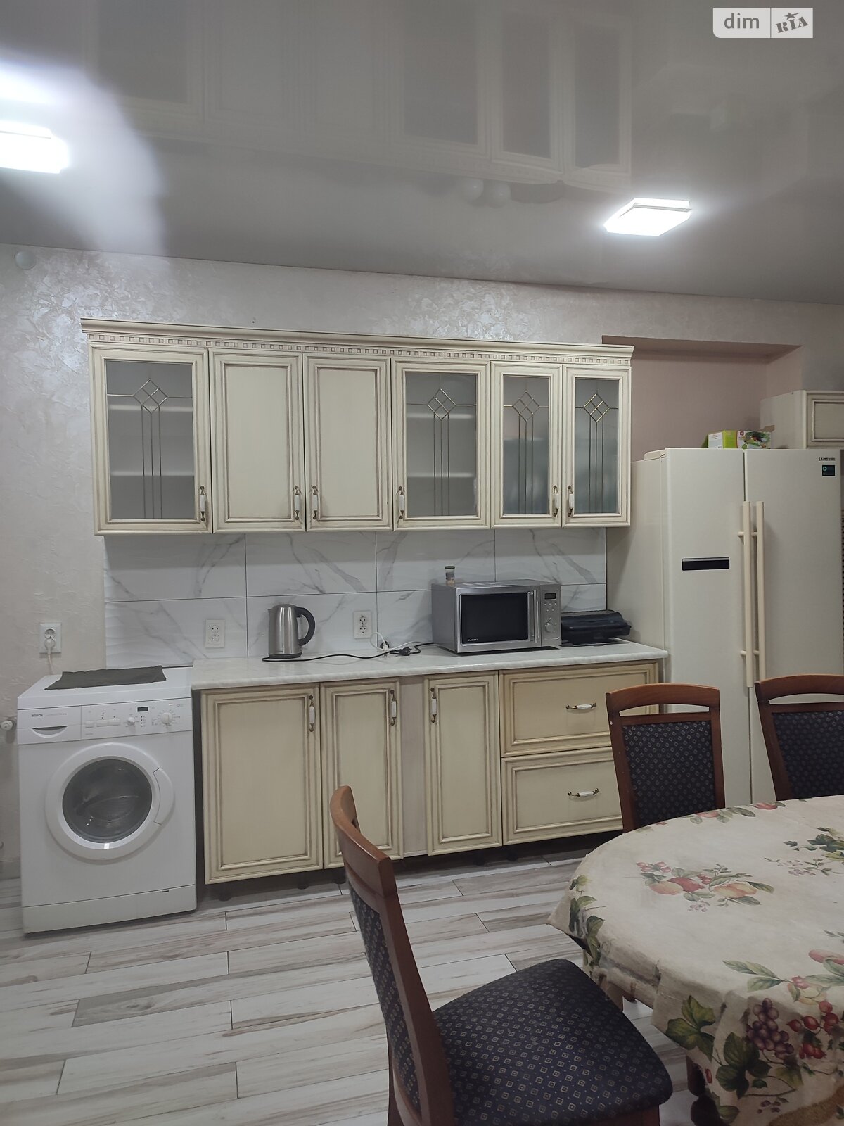 одноповерховий будинок, 90 кв. м, цегла. Здається помісячно в Тернополі, в районі Оболоня фото 1 однопроверховий будинок, 90 кв. м, цегла. Здається помісячно в Тернополі, в районі Оболоня фото 1