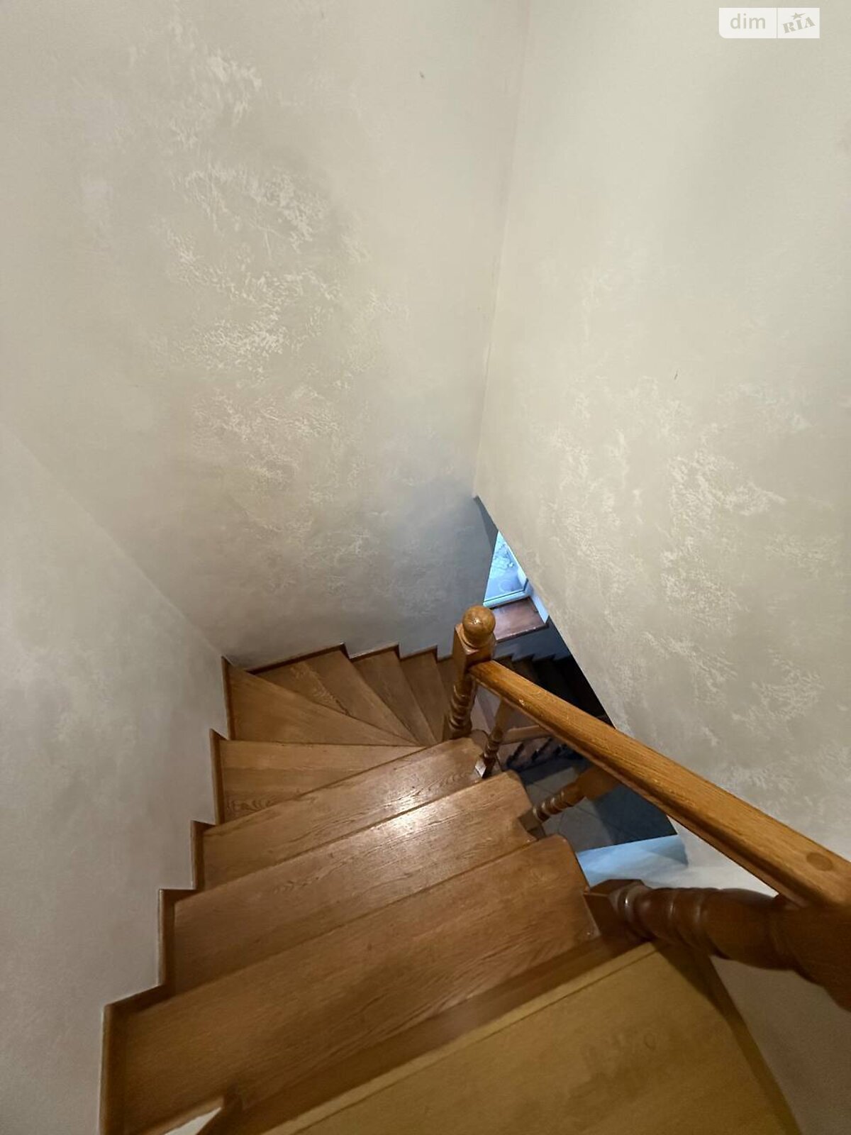 двухэтажный дом, 110 кв. м, кирпич. Сдается помесячно в Тернополе, в районе Оболоня фото 1 двухэтажный дом, 110 кв. м, кирпич. Сдается помесячно в Тернополе, в районе Оболоня фото 1