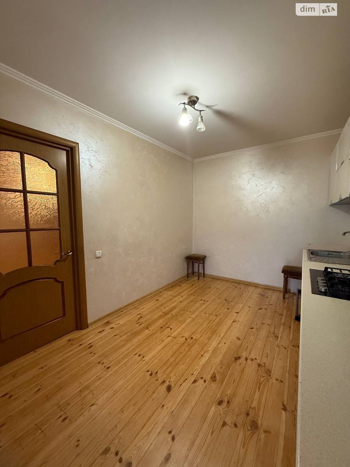 двухэтажный дом, 110 кв. м, кирпич. Сдается помесячно в Тернополе, в районе Оболоня фото 1 двухэтажный дом, 110 кв. м, кирпич. Сдается помесячно в Тернополе, в районе Оболоня фото 1