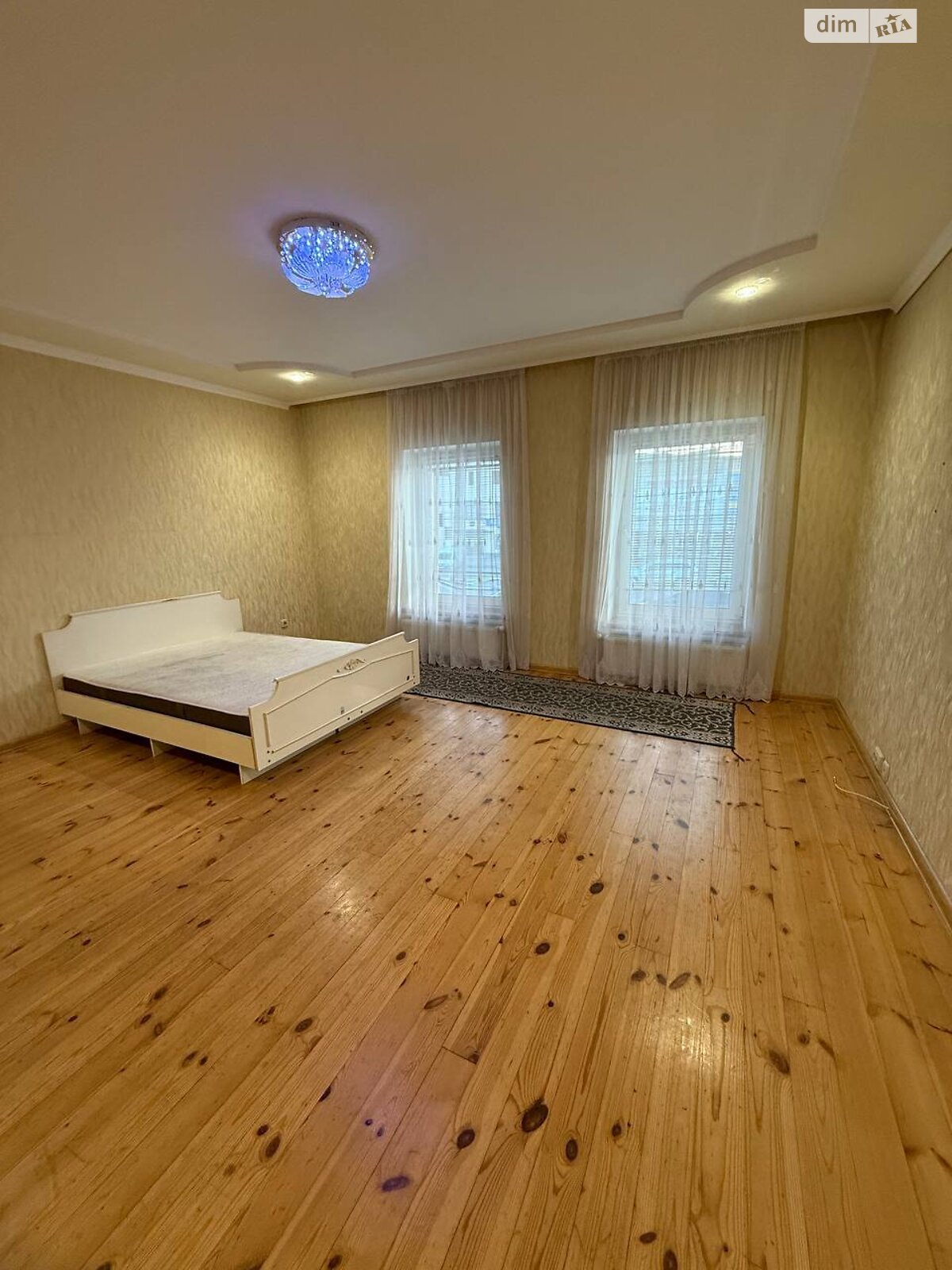 двухэтажный дом, 110 кв. м, кирпич. Сдается помесячно в Тернополе, в районе Оболоня фото 1 двухэтажный дом, 110 кв. м, кирпич. Сдается помесячно в Тернополе, в районе Оболоня фото 1