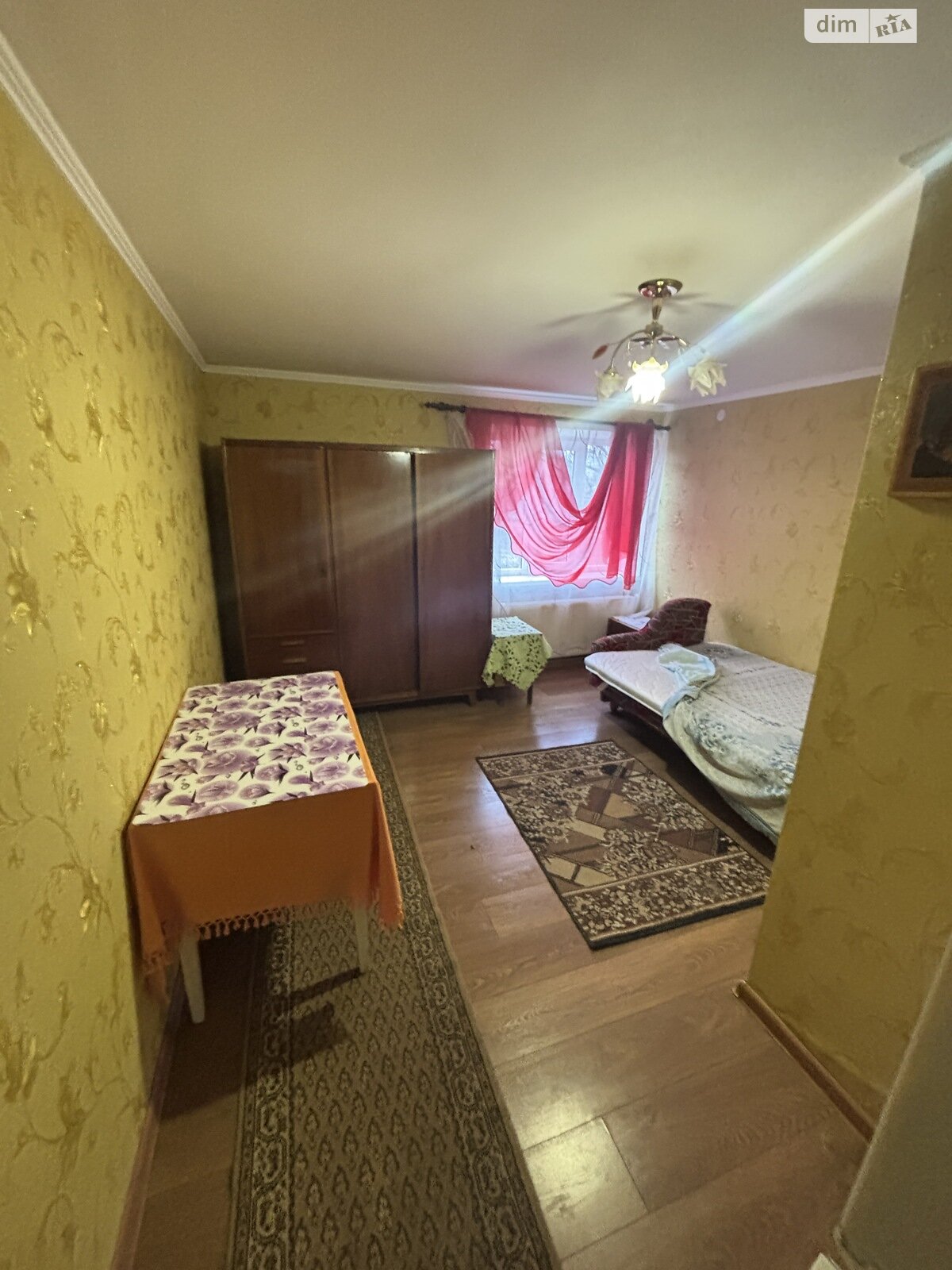 одноэтажный дом, 36 кв. м, кирпич. Сдается помесячно в Тернополе фото 1 одноэтажный дом, 36 кв. м, кирпич. Сдается помесячно в Тернополе фото 1