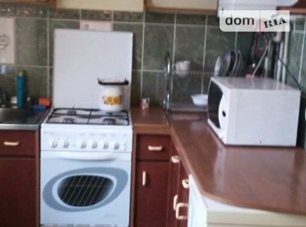 одноэтажный дом с ремонтом, 66 кв. м, кирпич. Сдается помесячно в Тернополе, в районе Схидный фото 1 одноэтажный дом с ремонтом, 66 кв. м, кирпич. Сдается помесячно в Тернополе, в районе Схидный фото 1
