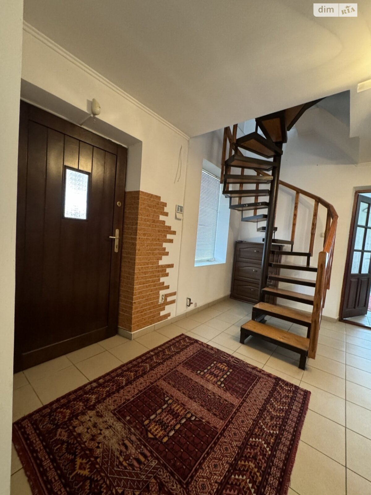 двухэтажный дом, 110 кв. м, кирпич. Сдается помесячно в Тернополе, в районе Восточный фото 1