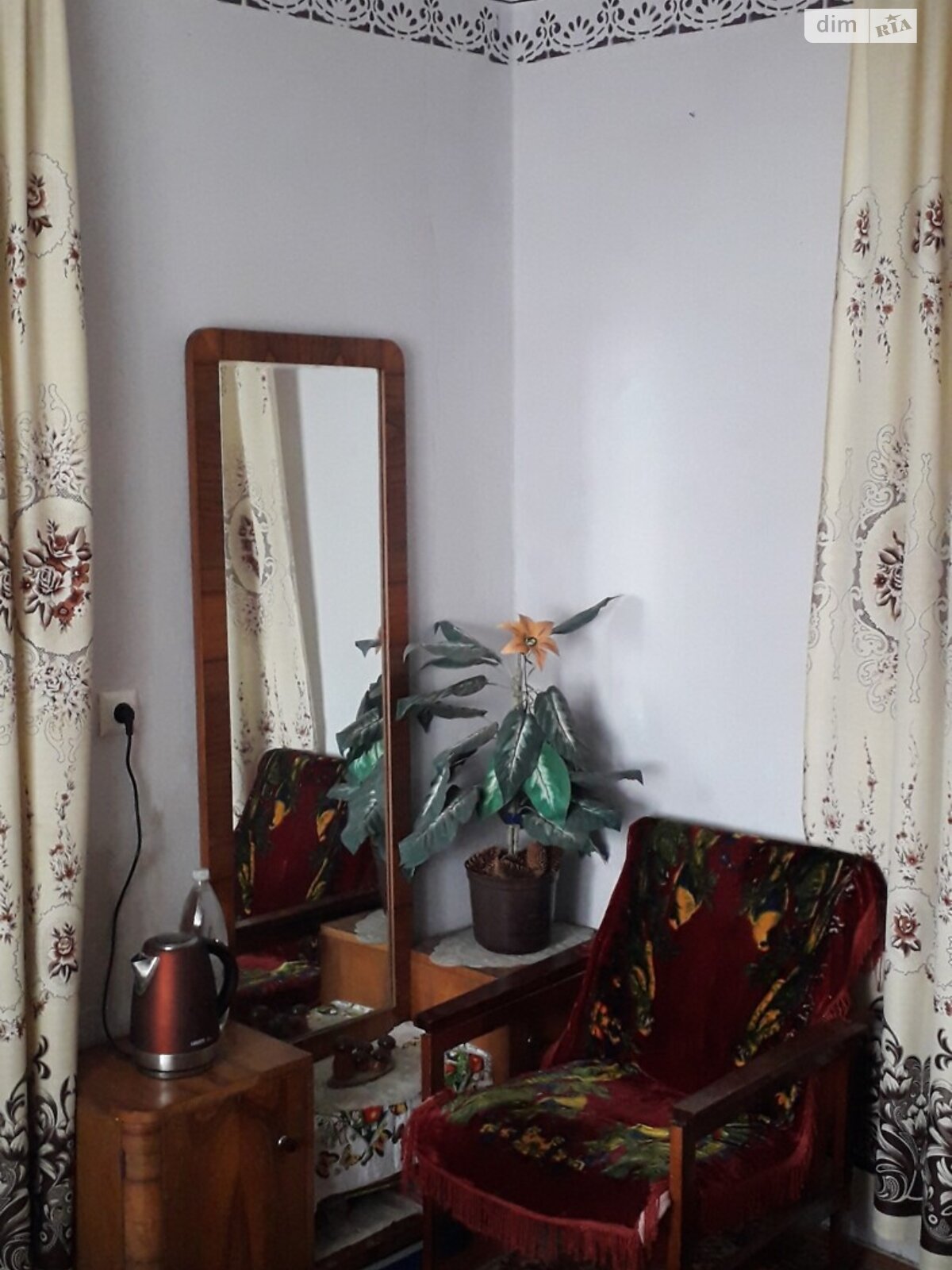 одноэтажный дом с верандой, 92 кв. м, кирпич. Сдается помесячно в Тернополе, в районе Восточный фото 1