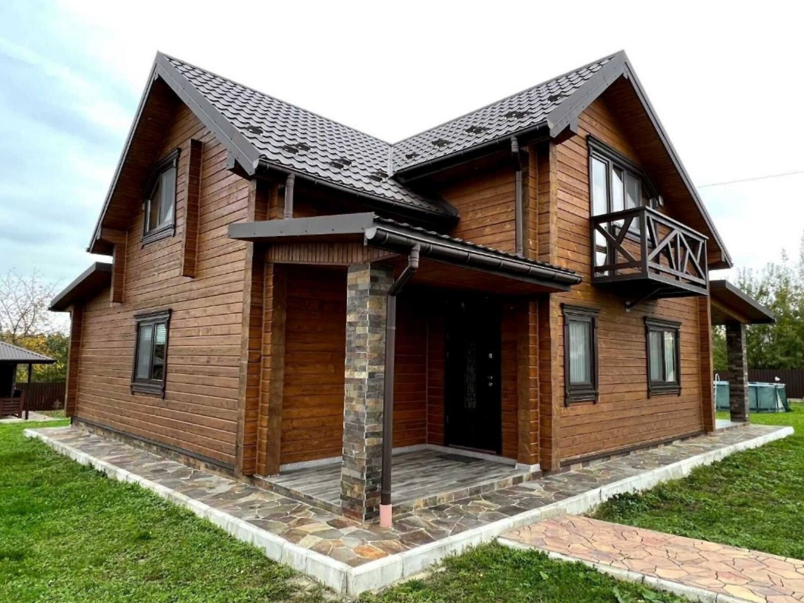 двухэтажный дом беседка, 150 кв. м, сруб. Сдается помесячно в Трускавце, в районе Трускавец фото 1 двухэтажный дом беседка, 150 кв. м, сруб. Сдается помесячно в Трускавце, в районе Трускавец фото 1