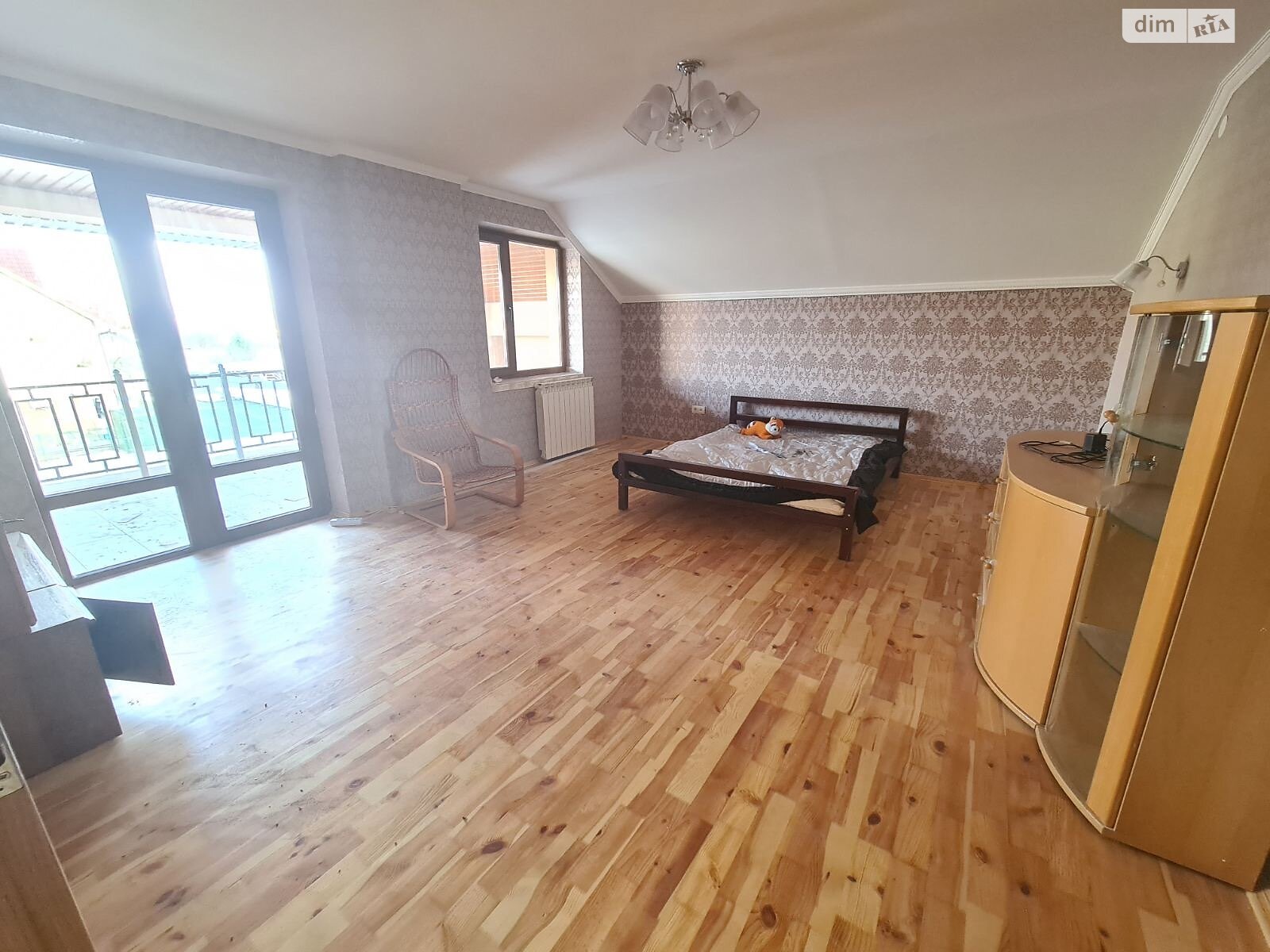 двухэтажный дом, 160 кв. м, кирпич. Сдается помесячно в Ужгороде фото 1