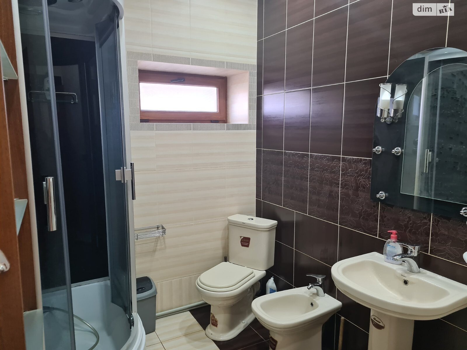 двухэтажный дом, 160 кв. м, кирпич. Сдается помесячно в Ужгороде фото 1