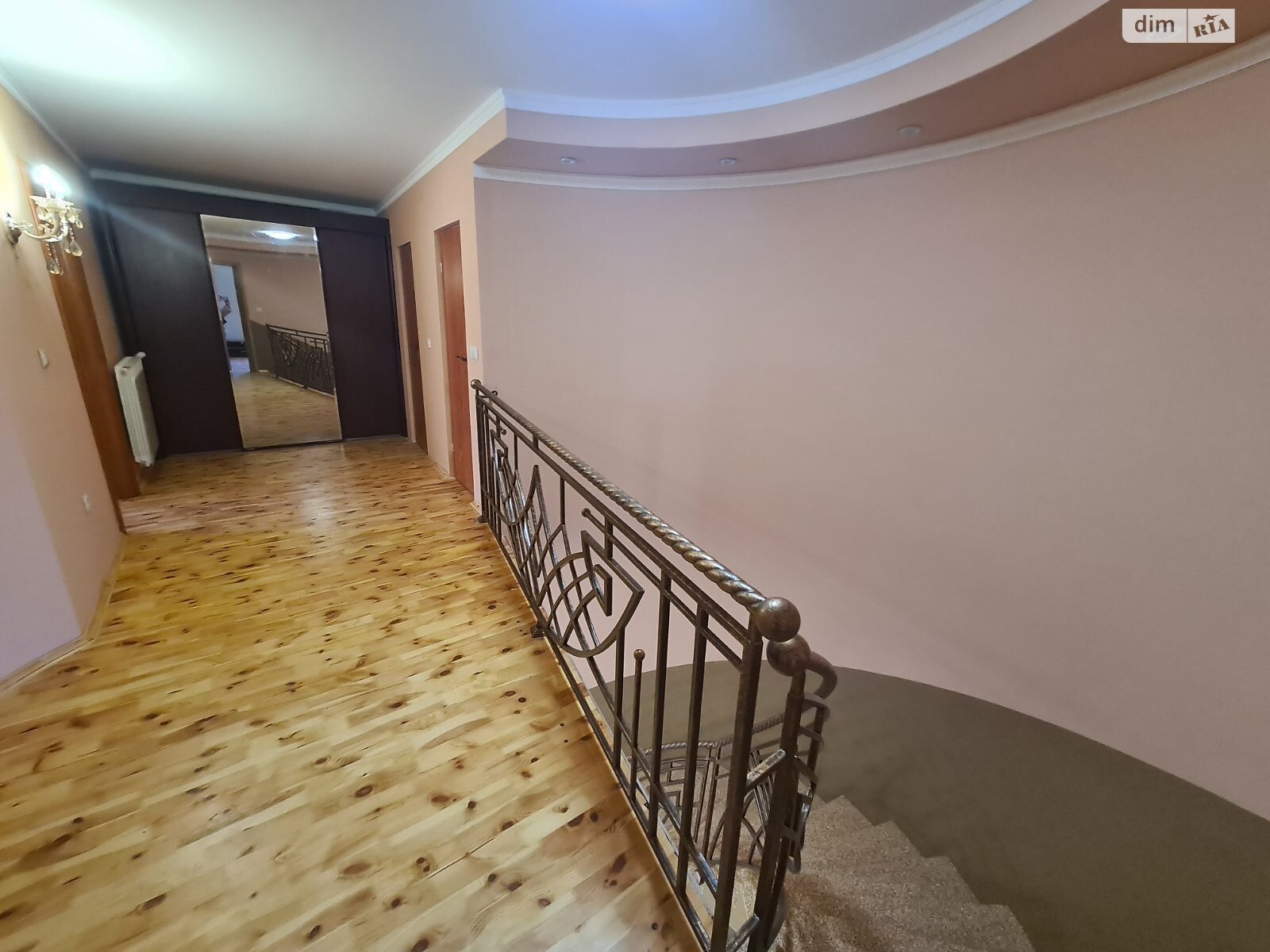 двухэтажный дом, 160 кв. м, кирпич. Сдается помесячно в Ужгороде фото 1