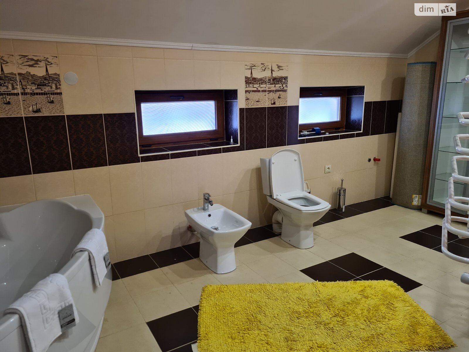 двухэтажный дом, 160 кв. м, кирпич. Сдается помесячно в Ужгороде фото 1