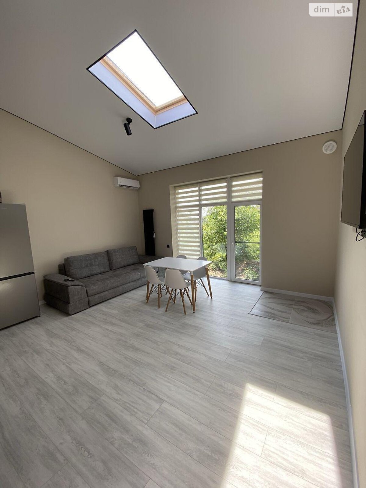 одноповерховий будинок, 55 кв. м, цегла. Здається помісячно в Ужгороді, в районі БАМ фото 1 однопроверховий будинок, 55 кв. м, цегла. Здається помісячно в Ужгороді, в районі БАМ фото 1