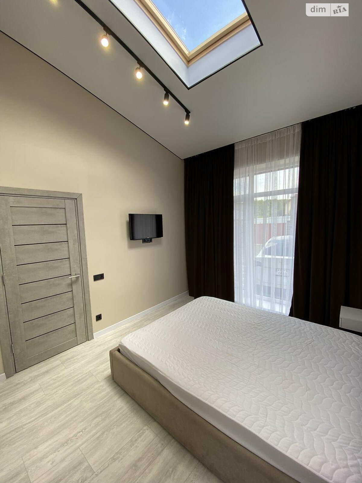 одноповерховий будинок, 55 кв. м, цегла. Здається помісячно в Ужгороді, в районі БАМ фото 1 однопроверховий будинок, 55 кв. м, цегла. Здається помісячно в Ужгороді, в районі БАМ фото 1