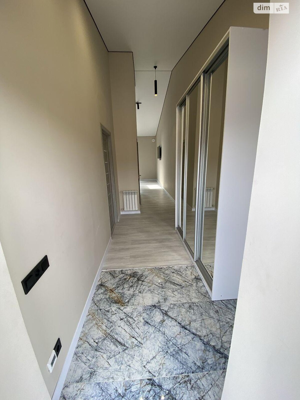 одноповерховий будинок, 55 кв. м, цегла. Здається помісячно в Ужгороді, в районі БАМ фото 1 однопроверховий будинок, 55 кв. м, цегла. Здається помісячно в Ужгороді, в районі БАМ фото 1