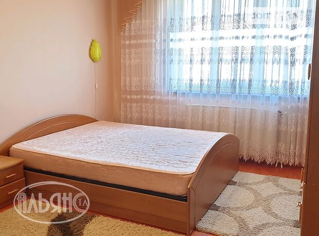 одноэтажный дом с камином, 170 кв. м, кирпич. Сдается помесячно в Барвинке фото 1 одноэтажный дом с камином, 170 кв. м, кирпич. Сдается помесячно в Барвинке фото 1