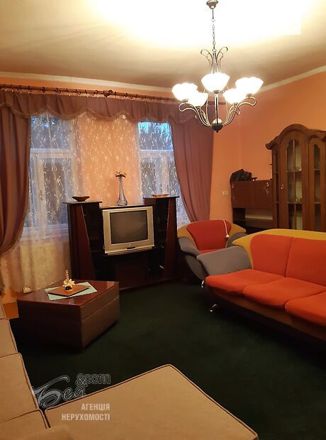 одноэтажный дом, 70 кв. м, кирпич. Сдается помесячно в село Доманинцы, Закарпатская обл. фото 1 одноэтажный дом, 70 кв. м, кирпич. Сдается помесячно в село Доманинцы, Закарпатская обл. фото 1