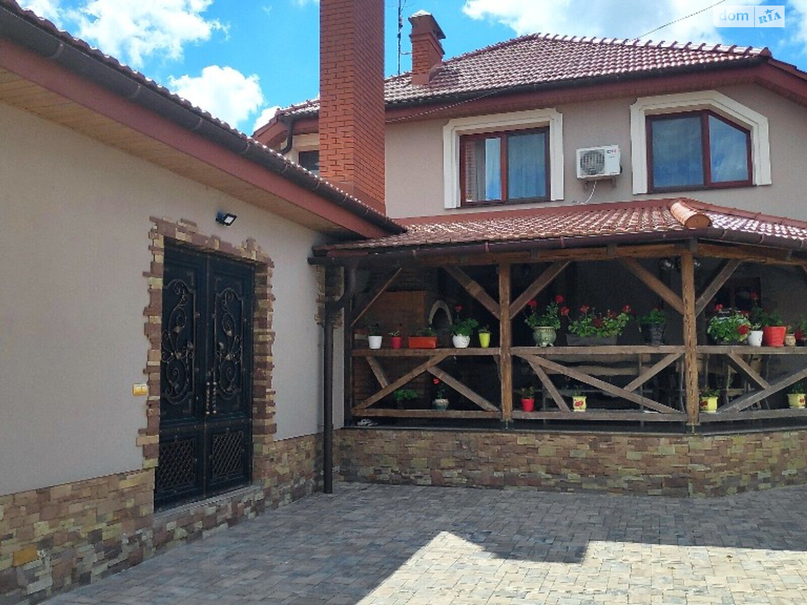двоповерховий будинок з балконом, 215.9 кв. м, цегла. Здається помісячно в Холмку фото 1 двоповерховий будинок з балконом, 215.9 кв. м, цегла. Здається помісячно в Холмку фото 1