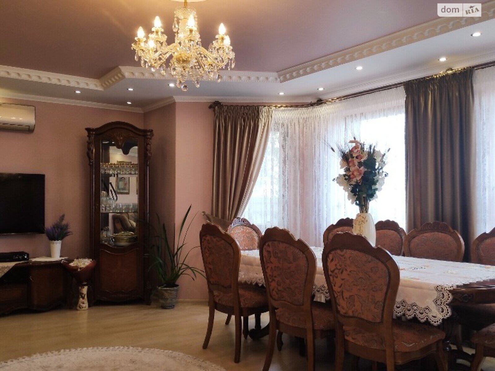 двоповерховий будинок з балконом, 215.9 кв. м, цегла. Здається помісячно в Холмку фото 1 двоповерховий будинок з балконом, 215.9 кв. м, цегла. Здається помісячно в Холмку фото 1