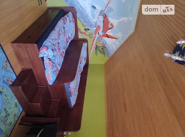 двухэтажный дом с балконом, 250 кв. м, кирпич. Сдается помесячно в село Холмок, Закарпатская обл. фото 1 двухэтажный дом с балконом, 250 кв. м, кирпич. Сдается помесячно в село Холмок, Закарпатская обл. фото 1