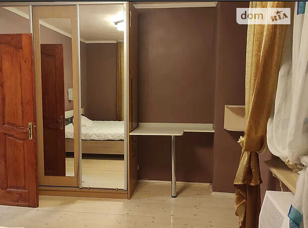 двухэтажный дом, 50 кв. м, кирпич. Сдается помесячно в Ужгороде, в районе Новый фото 1 двухэтажный дом, 50 кв. м, кирпич. Сдается помесячно в Ужгороде, в районе Новый фото 1