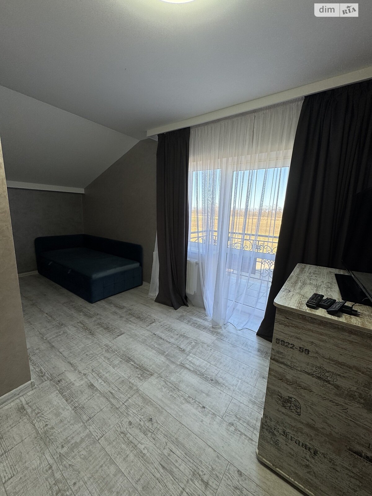 двухэтажный дом с мебелью, 140 кв. м, кирпич. Сдается помесячно в Ужгороде, в районе Новый фото 1 двухэтажный дом с мебелью, 140 кв. м, кирпич. Сдается помесячно в Ужгороде, в районе Новый фото 1