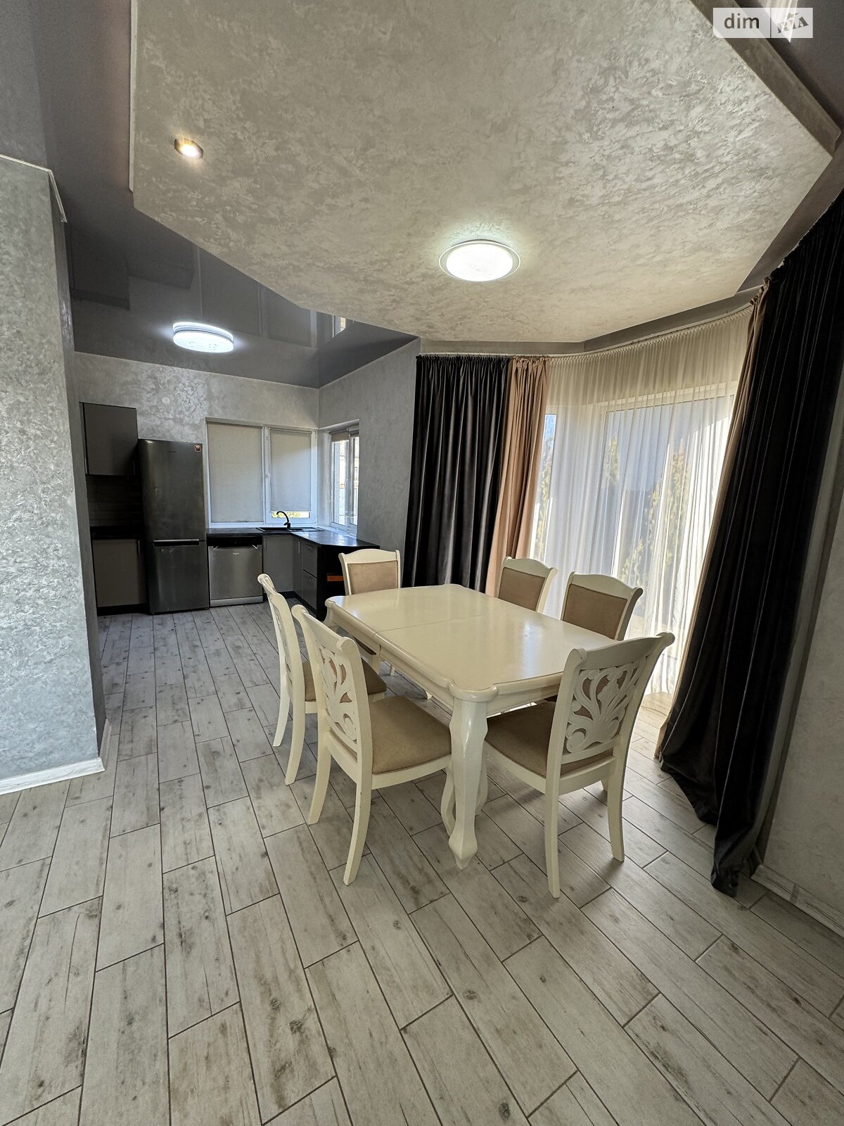 двухэтажный дом с мебелью, 140 кв. м, кирпич. Сдается помесячно в Ужгороде, в районе Новый фото 1 двухэтажный дом с мебелью, 140 кв. м, кирпич. Сдается помесячно в Ужгороде, в районе Новый фото 1