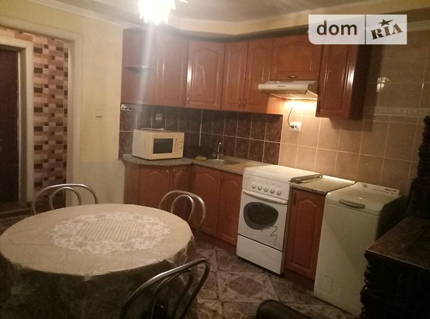 одноэтажный дом с ремонтом, 40 кв. м, кирпич. Сдается помесячно в Ужгороде, в районе Новый фото 1 одноэтажный дом с ремонтом, 40 кв. м, кирпич. Сдается помесячно в Ужгороде, в районе Новый фото 1